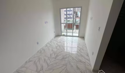 Sobrado com 2 quartos Cidade Ocian em Praia Grande/SP