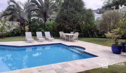 Sobrado a venda no Condomínio Jardim Acapulco - Guaruja
