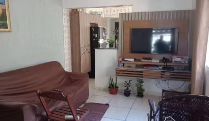 Casa com 2 Quartos Aviação na Praia Grande/SP