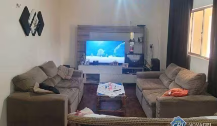 Sobrado com 4 dormitórios à venda Maracanã - Praia Grande/SP
