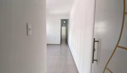 Apartamento super espaçoso com 2 dormitórios no Marapé - Santos