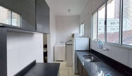 Sobrado em condomínio com 2 quartos na Aviação em Praia Grande/SP