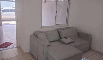 Casa com 3 Quartos na Praia Grande bairro Vila Mirim