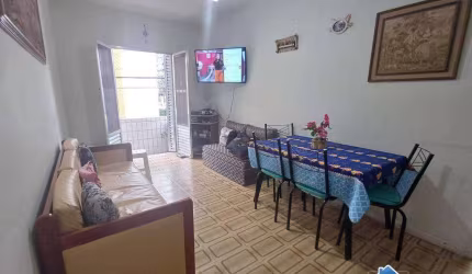 Apartamento à Venda na Guilhermina – 2 Dormitórios, Próximo à Praia!