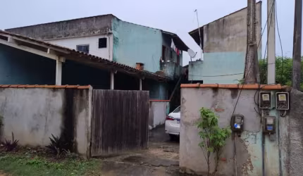 OPORTUNIDADE 1 CASA DE 1 QUARTO E 3 KITNETS A VENDA