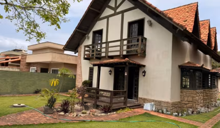 Linda Casa Duplex Estilo Colonial V. Vermelho I