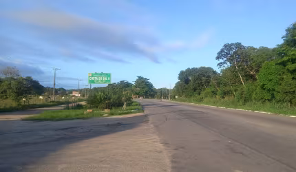 IMPERDÍVEL !!! LOTEAMENTO DE FRENTE PARA RODOVIA, PERTINHO DA PRAIA!!!
