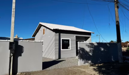 Casa à Venda – Condomínio Buganville 4