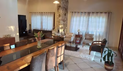 Chácara / sítio com 3 quartos à venda na Alameda da Mata, 10, Loteamento Champs Privés, Campo Limpo Paulista, 166 m2 por R$ 799.900