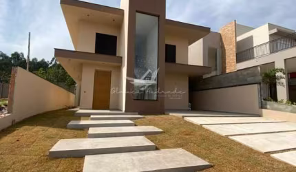 Casa de luxo em condomínio no coração de Itupeva-Sp - 4 quartos, 4 suítes, 2 salas, 2 banheiros, 4 vagas de garagem, 263m² de área - Visite agora!