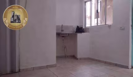 Casa com 1 dormitório para alugar, 30 m² por R$ 650,00/mês - Dos Casa - São Bernardo do Campo/SP