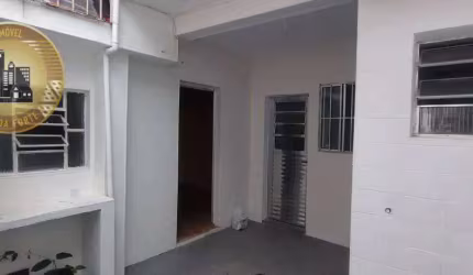 Casa com 2 dormitórios para alugar, 45 m² por R$ 1.000,00/mês - Campanário - Diadema/SP
