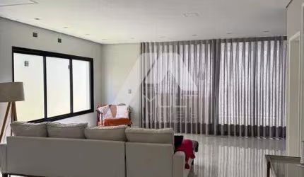 CASA EM CONDOMÍNIO FECHADO 3 DORMITÓRIOS - SÃO JOSÉ DOS CAMPOS SP - LOCAÇÃO