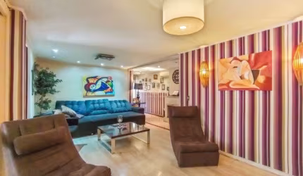 Apartamento para Venda - 190m², 3 dormitórios, sendo 1 suites, 1 vaga - Auxiliad