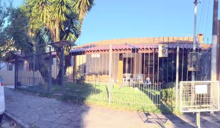 Casa para Venda - 240m², 3 dormitórios, sendo 1 suites, 3 vagas - Ipanema