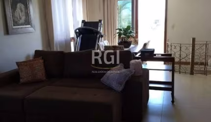 Cobertura para Venda - 299.76m², 3 dormitórios, sendo 1 suites, 2 vagas - Higien