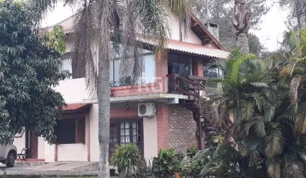 Sítio para Venda - 280m², 4 dormitórios, sendo 1 suites, 6 vagas - Sítio Ipirang