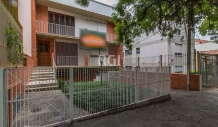 Predio para Venda - 350m², 4 dormitórios, sendo 2 suites, 6 vagas - Auxiliadora