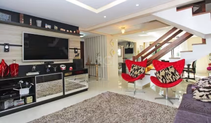 Casa Condominio para Venda - 241m², 3 dormitórios, sendo 1 suites, 2 vagas - Lom
