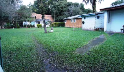 Sítio para Venda - 600m², 3 dormitórios, 70 vagas - Chapéu do Sol
