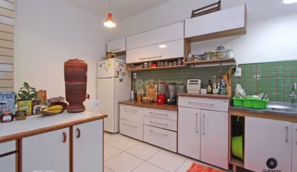 Apartamento para Venda - 70m², 2 dormitórios, Menino Deus