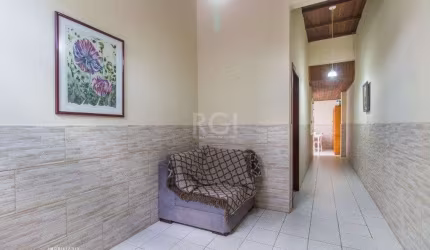 Casa para Venda - 89m², 3 dormitórios, sendo 1 suites, Menino Deus
