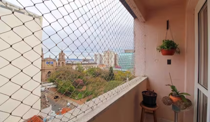 Apartamento para Venda - 216m², 4 dormitórios, sendo 2 suites, 1 vaga - Centro H