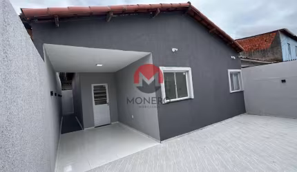 Vendo casa plana 100 metros 3 quartos  próximo a Lagoa da Maraponga em Fortaleza Ceara