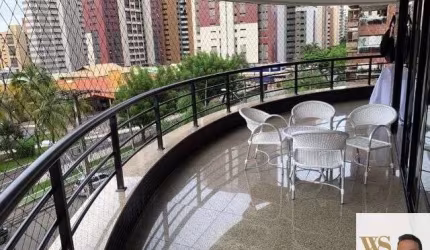Apartamento à venda no bairro Meireles em Fortaleza/CE