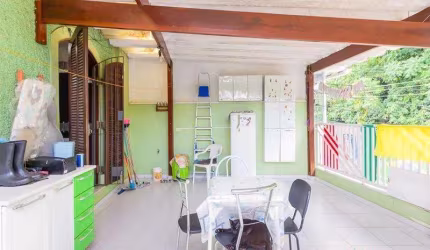 Casa com 4 quartos à venda na Rua Tríplice Aliança, Parque Casa de Pedra, São Paulo, 136 m2 por R$ 425.000