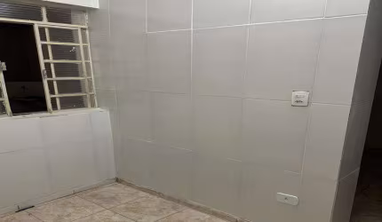 Casa com 1 quarto para alugar na Travessa Doutor Walker da Costa Barboza, Vila Dionisia, São Paulo, 25 m2 por R$ 750