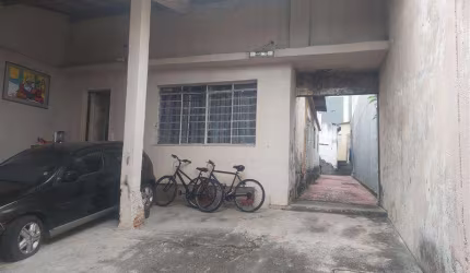 Casa com 4 quartos à venda na Rua Águas Virtuosas, Parque Peruche, São Paulo por R$ 680.000