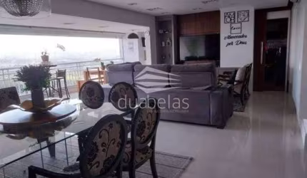 Vende - se um Belíssimo Apartamento no Esplanada 2