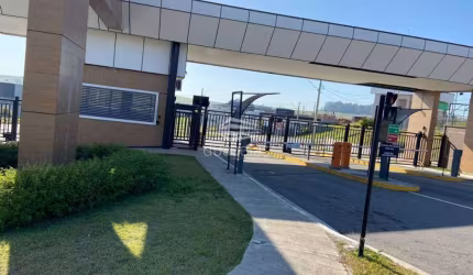 vendo uma excelente Casa em Condomínio em Caçapava