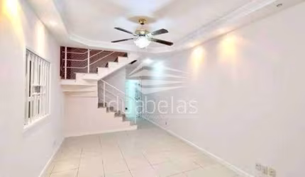 Ótima Casa à Venda no Jardim das Indústrias