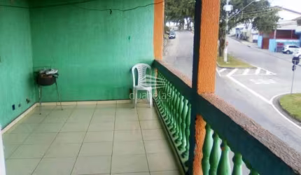 Vende um Sobrado na Vila Dirce.