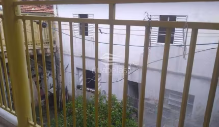Vende - se um Uma casa no satélite.