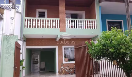 Ótima casa no Residencial Flamboyant