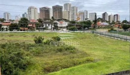 Um excelente Apartamento em condomínio Fechado.