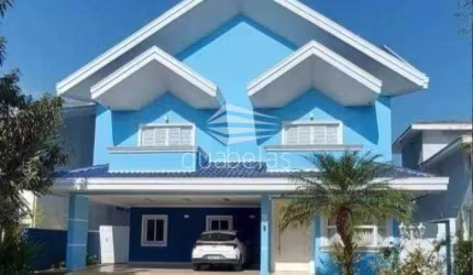 Casa de Alto Padrão em condomínio fechado.