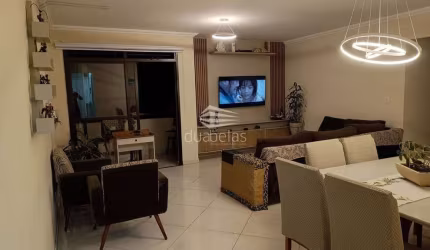 Lindo apartamento na Av. Cidade Jardim