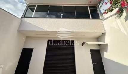 Uma Linda Casa com Ponto Comercial