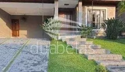 Lindo sobrado em condominio no Urbanova
