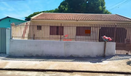CASA À VENDA NO CONJUNTO FLORESTA (VALE AZUL)