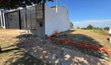 MEIO LOTE À VENDA - JARDIM ESPANHA