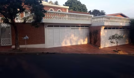 Casa Sobrado em Vila Brasília - São Carlos, SP
