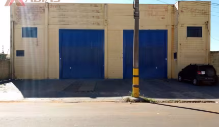 Barracão em Vila Monteiro (gleba I) - São Carlos, SP
