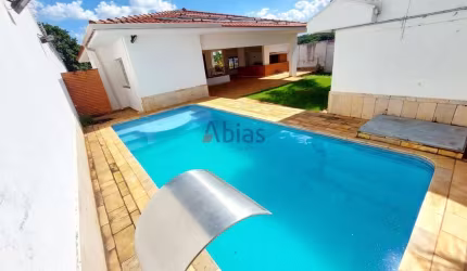 Casa em Parque Santa Mônica - São Carlos, SP