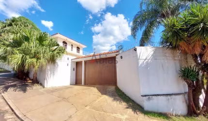 Casa em Parque Santa Mônica - São Carlos, SP