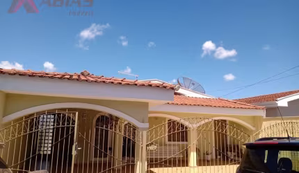 Casa em Vila Brasilia - São Carlos, SP